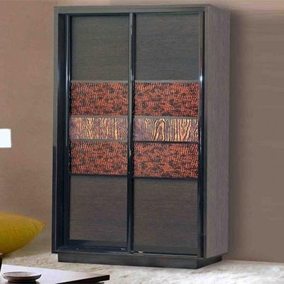 Шкафы-купе с кожей